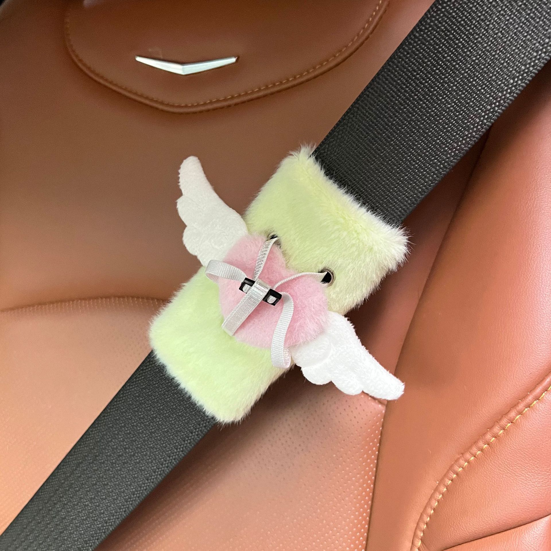 NEW 1PCS Car Cartoon Soft Seat - مراجعة Car Accessories Essentials وسعره